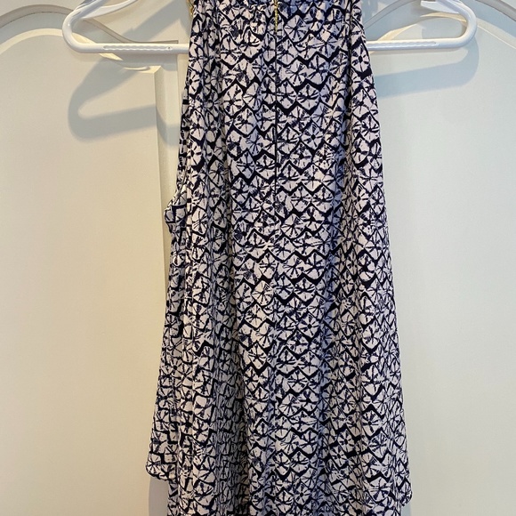 Michael Kors sleeveless blouse - Picture 2 of 3